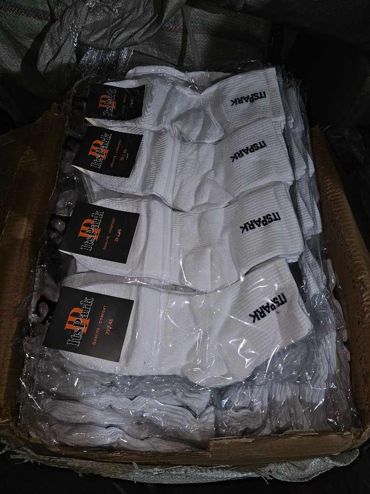 Grossiste chaussettes homme femme enfant