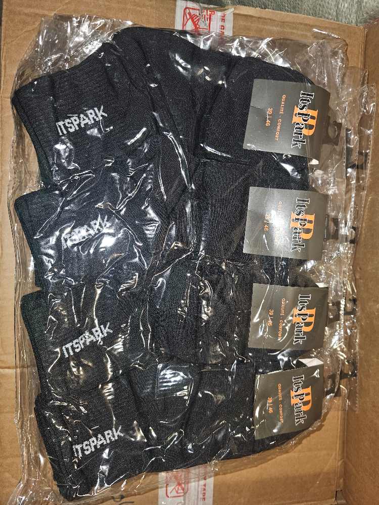 Grossiste chaussettes homme femme enfant